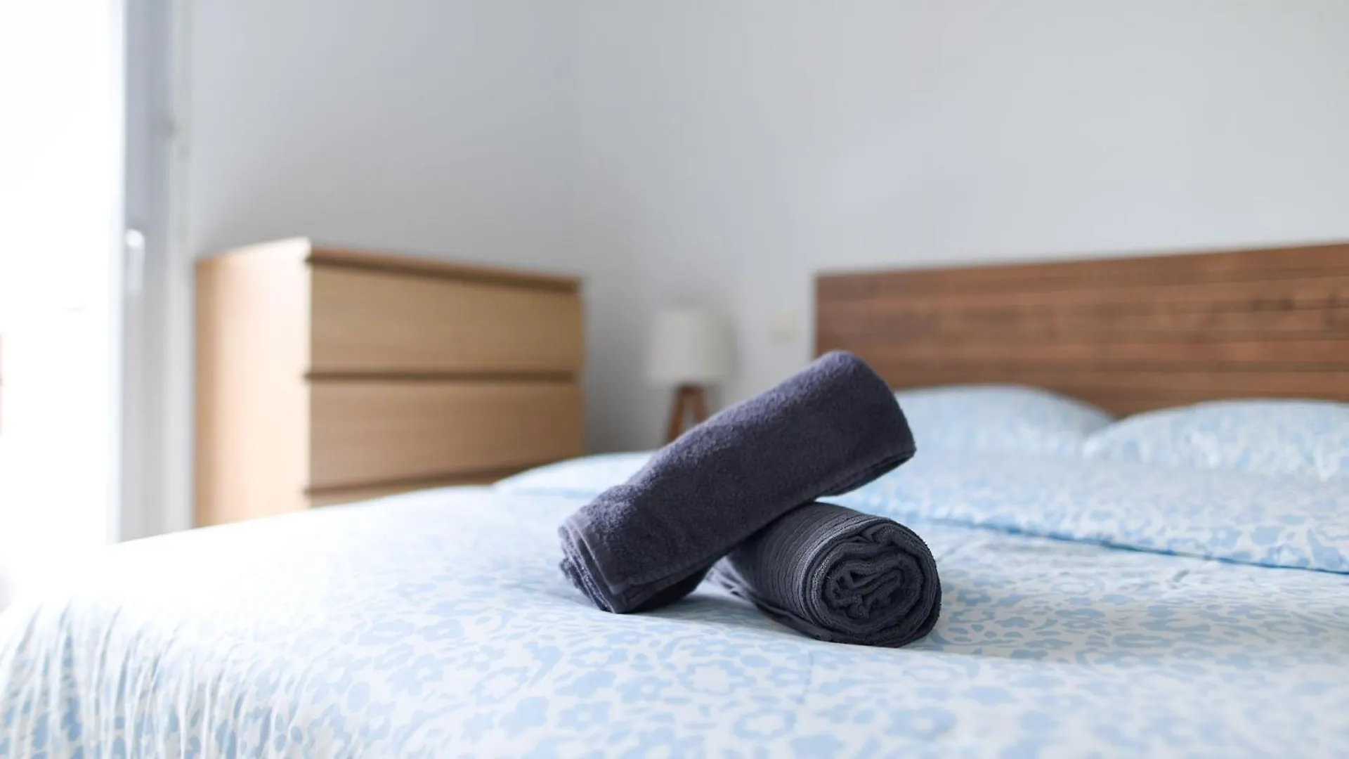 Chic T2 Avec Balcon Et Parking - Zenith, Hippodrome Apartment Toulouse