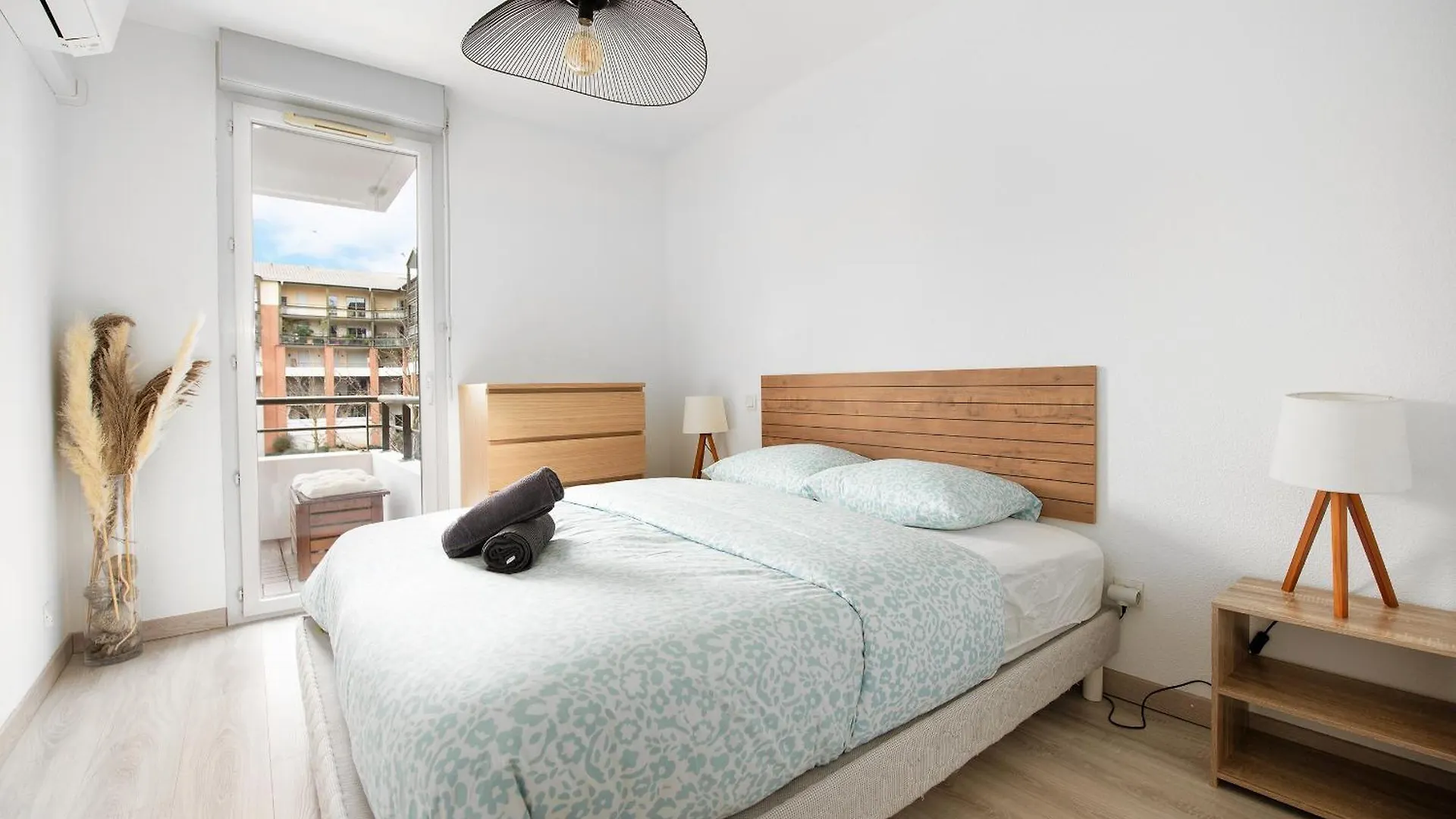 Chic T2 Avec Balcon Et Parking - Zenith, Hippodrome Apartment Toulouse